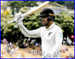 Sachin Tendulkar Signed Limited Edition Commemorative Cricket Balls In Case +COA
